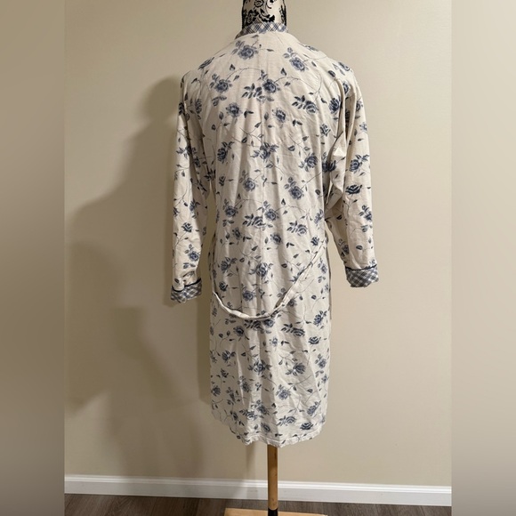 Cotton floral robe​ - Picture 3 of 9